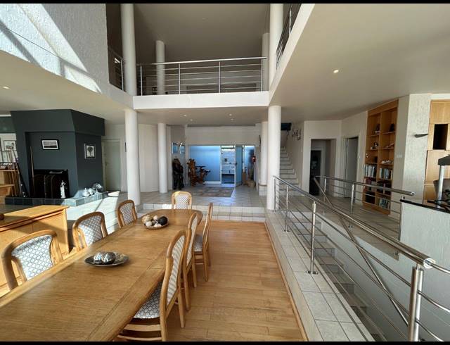7 BEDROOM HOUSE FOR SALE IN WAVECREST
